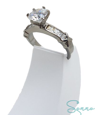 CRYSTAL SHINE Ring
